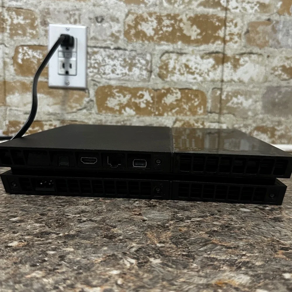 Sony PlayStation 4 Console CUH-1115A 500GB Jet Black Good Condition Gaming